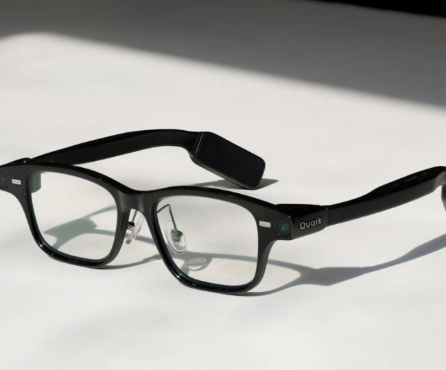 Розумні ШІ-окуляри Alibaba Quark S1